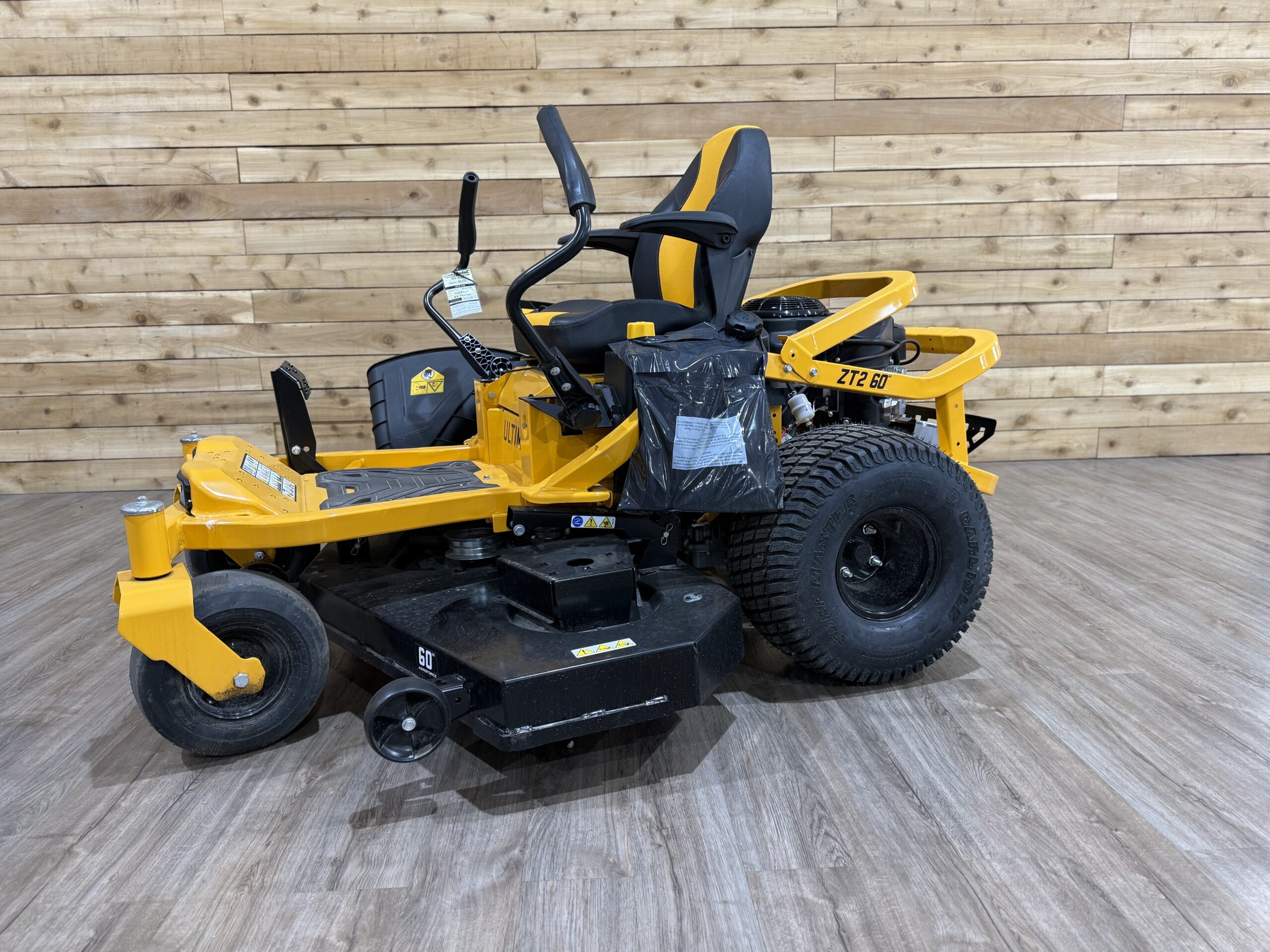 2025 Cub Cadet Ultima ZT2 60″ Kawasaki FR730V – #0PH50282