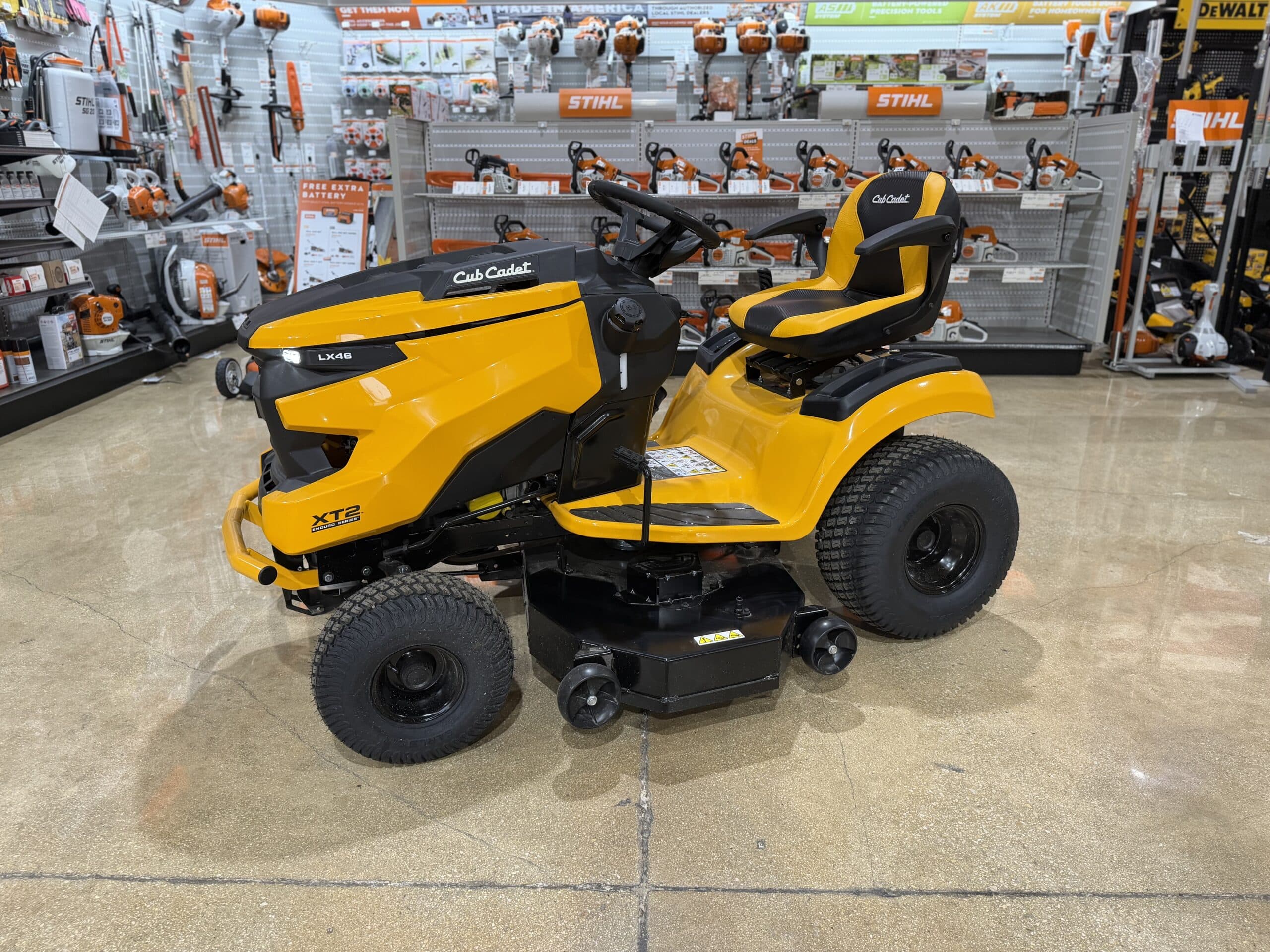 2026 Cub Cadet XT2 LX46 Kohler KT722 – #5SH20052