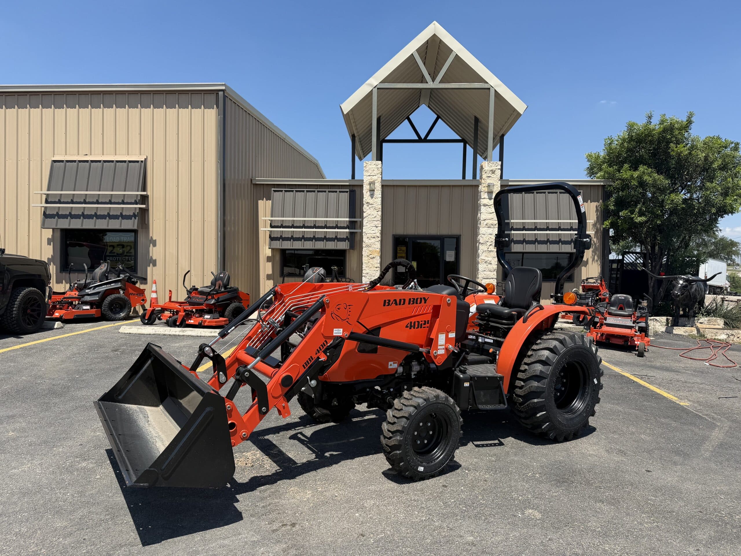 2026 Bad Boy 40 Series Tractor 4025HIL – #FLN00120