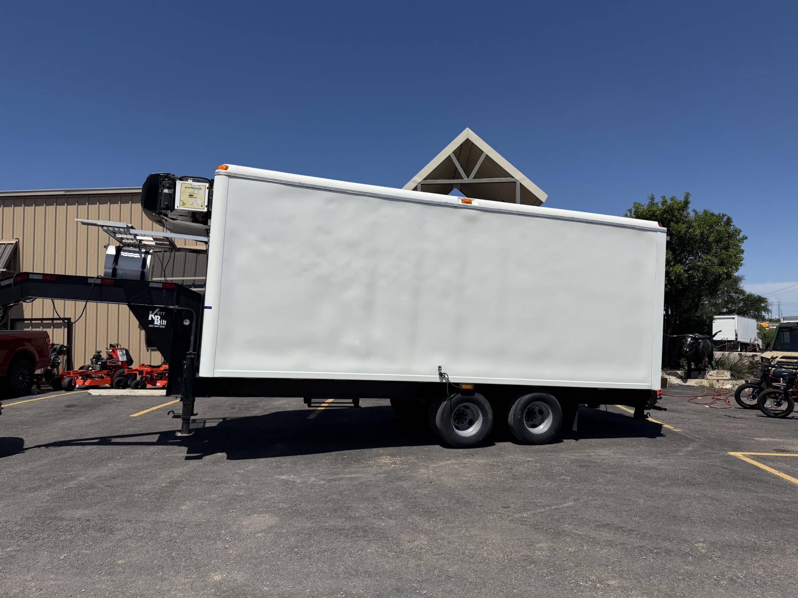 2021 Kerr-Bilt 22 FT Refrigerated Trailer w/ Carrier Unit – #NB253947