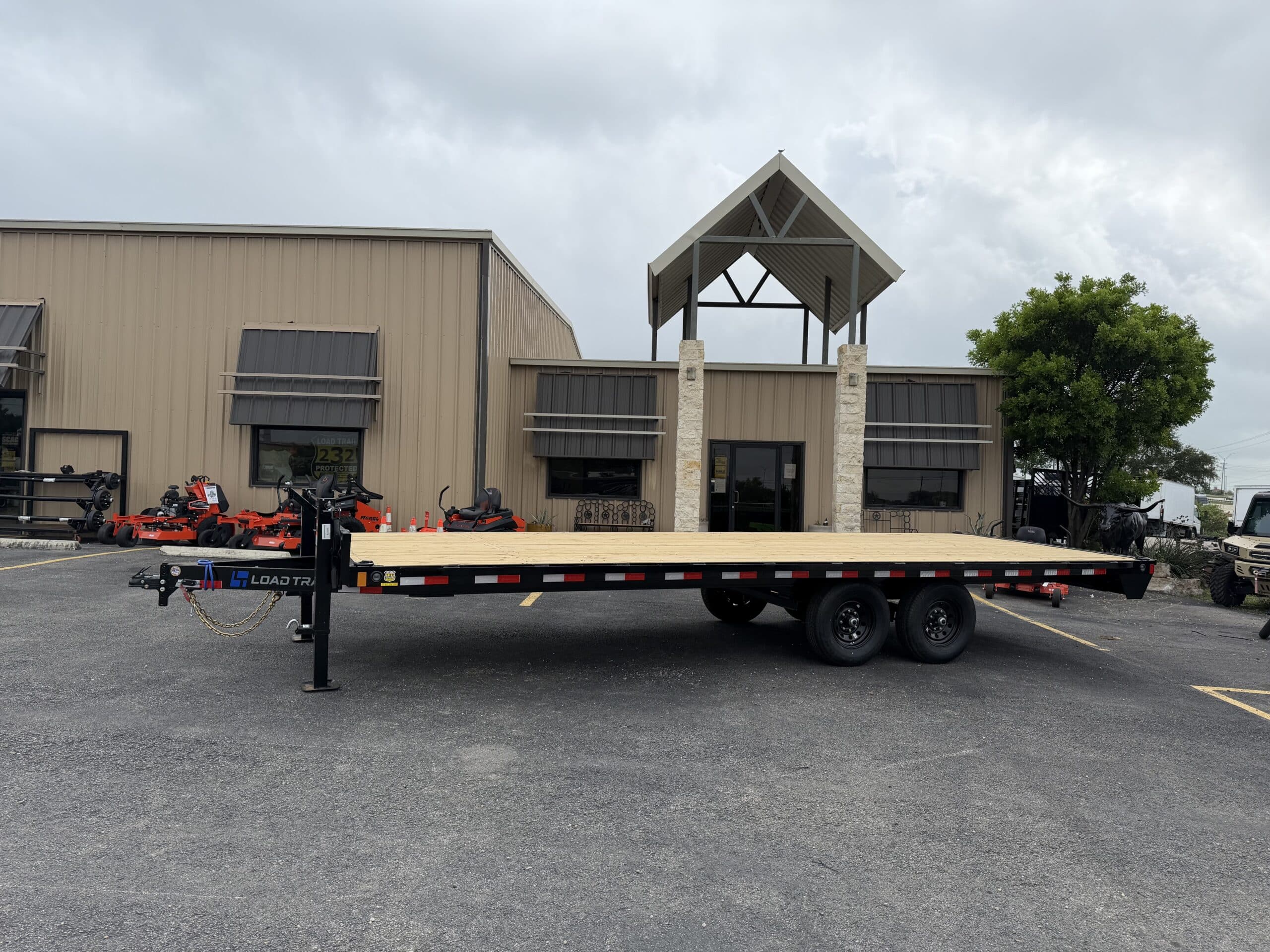 2026 Load Trail 8.5’X24′ 14K BP Deck Over Pintle Hook – #LT1385078